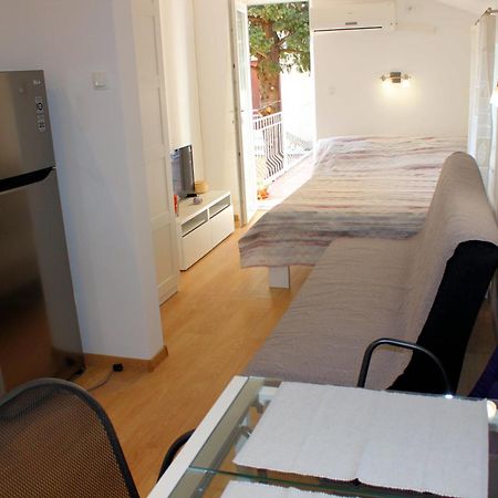Apartment Studio Olga Novi Vinodolski Kültér fotó