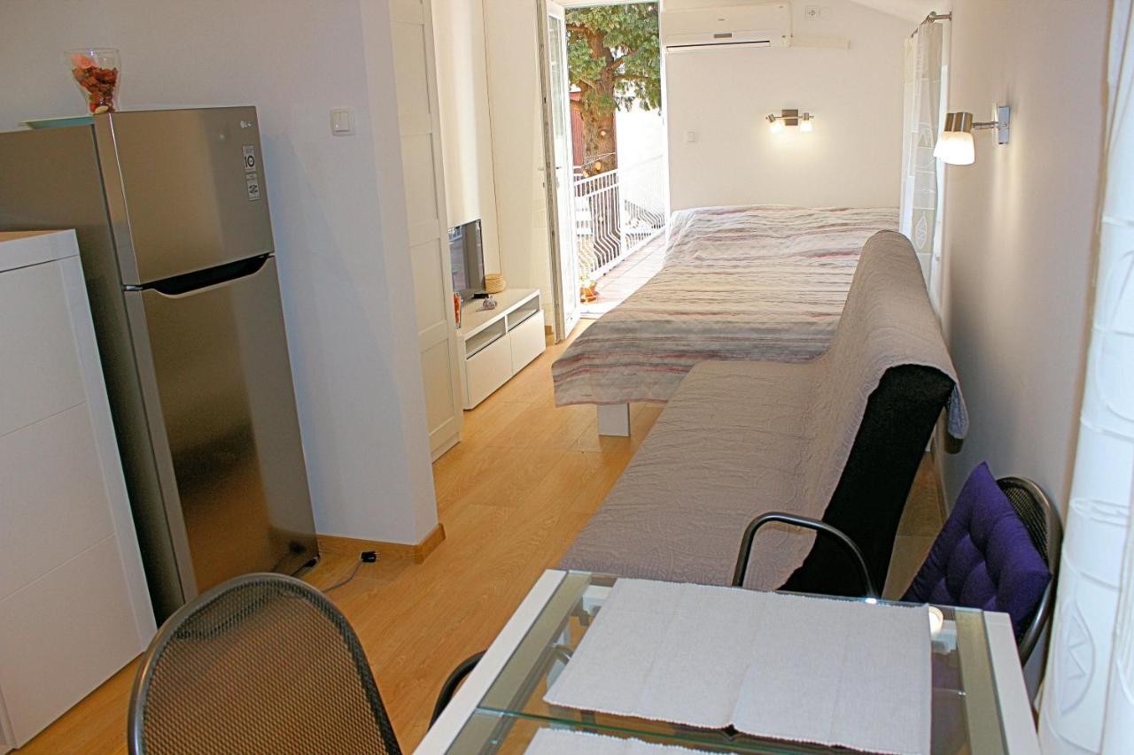 Apartment Studio Olga Novi Vinodolski Kültér fotó